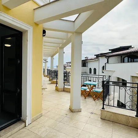 Horizon 38 'б' Apartment *